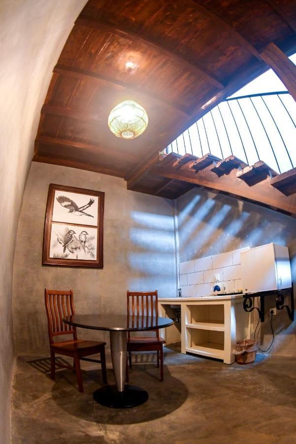 Mount Royal Hotel Kandy Ngoại thất bức ảnh
