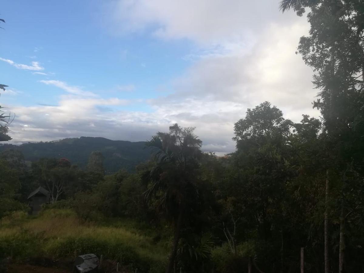 Mount Royal Hotel Kandy Ngoại thất bức ảnh